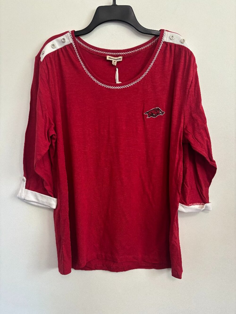 NWT UG Apparel Arkansas Razorbacks Blouse Womens 1X Roll Tab 3/4 Sleeve Top